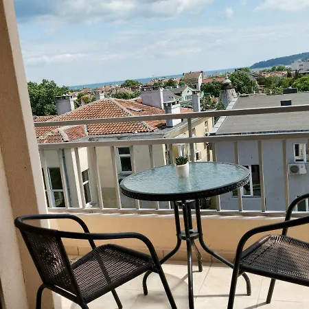 Central Apartments Near The Cathedral Apartment Warna